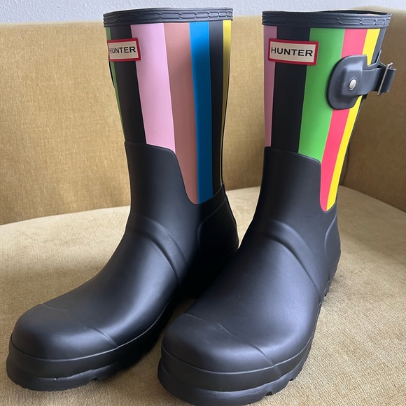 Just Reduced! HUNTER x Rowing Blazers Short Croquet Rain Boot - Picture 2 of 15